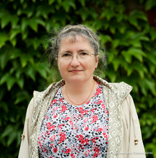 Zdjęcie przedstawia dr Marie Agnieszkę Paszkowicz członka Zespołu Badawczego UZ ds. ds. Osób z Niepełnosprawnościami